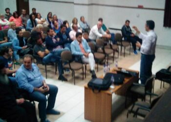 Πλήθος κόσμου στην ημερίδα του Συνεταιρισμού Αρωματικών – Φαρμακευτικών & Οπωροκηπευτικών Φυτών Βοΐου στο Άργος Ορεστικό