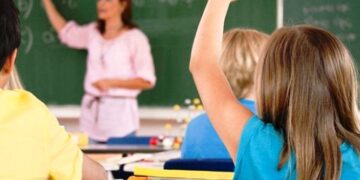 «Θερμά» ξεκινάει η φετινή χρονιά – Οι δάσκαλοι απεργούν στις 15 Σεπτεμβρίου