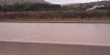 Στην πρώτη φθινοπωρινή νεροποντή βούλιαξε η Εγνατία –  Διακοπή κυκλοφορίας στο τμήμα Κοίλα – Καλαμιά