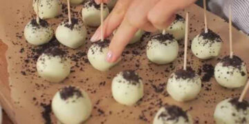 Μαγειρεύοντας με την Αρετή: Τρουφάκια Οreo