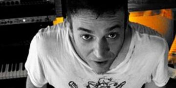 Η Μουσική Γωνιά του Μίλτου Ηλιάδη στο e-ptolemeos.gr –  Rous – Λουλούδι του Δρόμου