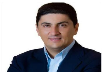 Λ. Αυγενάκης: Έναρξη του ακαδημαϊκού έτους χωρίς πανεπιστημιακά συγγράμματα;