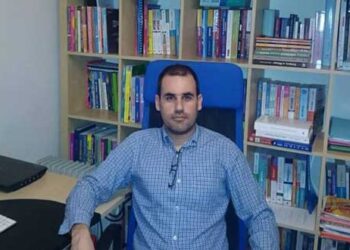 Oι εμπνευσμένοι δάσκαλοι της Φυσικής – Γράφει ο Σταύρος Καρατζίκος