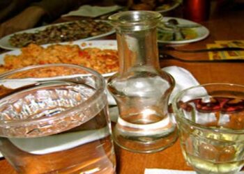 Οινοποσίες και τσιπουροκαταστάσεις στο Εκθεσιακό Κέντρο Κοζάνης