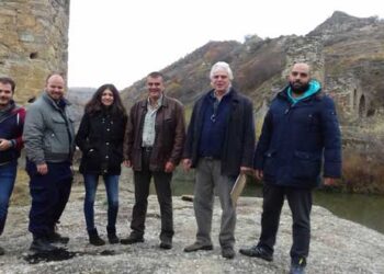 Επίσκεψη κλιμακίου του ΑΠΘ στο γεφύρι του Πασά