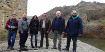 Επίσκεψη κλιμακίου του ΑΠΘ στο γεφύρι του Πασά