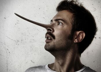 O απατεώνας Κοζανίτης που έκανε δωρεάν διακοπές στη Σύρο – Δείτε πως εξαπατούσε ξενοδοχεία και ενοικιαζόμενα δωμάτια