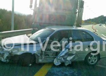 “Άγιο” είχε ζευγάρι ηλικιωμένων από την Κοζάνη – Παρασύρθηκε το ΙΧ τους από νταλίκα στην Εγνατία Οδό