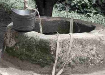 Καλαντόνερον: Ένα από τα Ποντιακά έθιμα της Πρωτοχρονιάς!