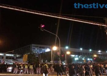 Φωταγωγήθηκαν οι γερανοί στο Μετρό Θεσσαλονίκης (Φωτογραφίες & Βίντεο)