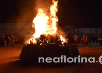 Αναβίωσε το έθιμο «Τσίρι Βάρβαρα» στο Αμύνταιο – Δείτε φωτογραφίες & Βίντεο