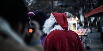 Έθιμα των Χριστουγέννων – Από το χριστόψωμο στις τσιγαρίδες