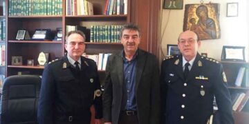 Εθιμοτυπική επίσκεψη του νέου Αστυνομικού Διευθυντή Γρεβενών κ. Κεραμά Θεόδωρου στον Δήμαρχο Γρεβενών κ. Δασταμάνη Γεώργιο