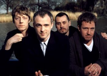 Η Μουσική Γωνιά του Μίλτου Ηλιάδη στο e-ptolemeos.gr – Travis – Side