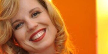 Η Μουσική Γωνιά του Μίλτου Ηλιάδη στο e-ptolemeos.gr – Simone Kopmajer – Fragile