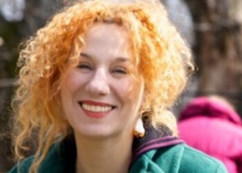 ΔΗΠΕΘΕ Κοζάνης: Η Στέλλα Μιχαηλίδου για το «Περπατώ εις το δάσος» στην Αίθουσα Τέχνης