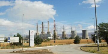 Να πωληθεί το 40% των λιγνιτικών μονάδων της ΔΕΗ ζητούν οι θεσμοί