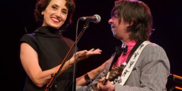 Οι μουσικές επιλογές του e-ptolemeos.gr – Magnifico & Luz Casal – Madrugadas (Live 2014)