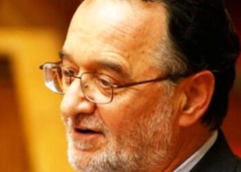 Λαφαζάνης μετά από τη συνάντηση με Σταθάκη: “Έχει συμφωνηθεί η πώληση μονάδων της ΔΕΗ”