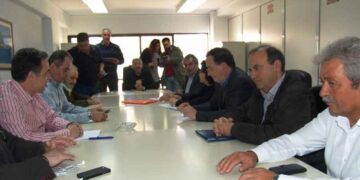 Συνάντηση ΓΕΝΟΠ/ΔΕΗ – «Λαϊκής Ενότητας» για τη ΔΕΗ