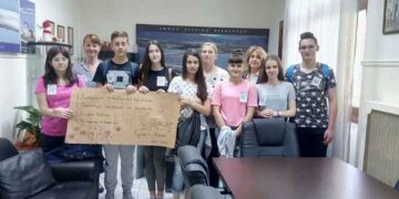Τα λιμνοπούλια του Γυμνασίου Κρόκου- Άνω Κώμης στο Δημαρχείο Σερβίων – Βελβεντού