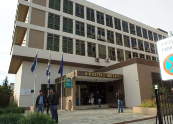 16 μήνες φυλάκιση με τριετή αναστολή σε 51χρονο δάσκαλο από τα Σέρβια – Για πρόκληση σωματικών βλαβών, απειλές και εξύβριση – Καταγγελίες για απόδραση του κατηγορουμένου δημιουργούν μείζον θέμα στην ΕΛ.ΑΣ.
