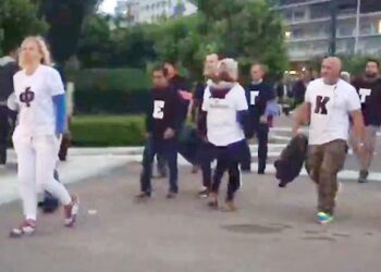 H προσπάθεια της Ραχήλ Μακρή να εισβάλει στη Βουλή (video)
