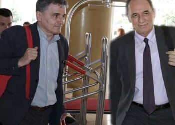 Έκλεισε η συμφωνία: Μαχαίρι έως 18% στις συντάξεις, στα 5.681 το αφορολόγητο – Δώδεκα ώρες κράτησε η τελευταία φάση της διαπραγμάτευσης