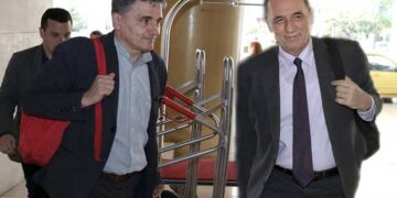 Έκλεισε η συμφωνία: Μαχαίρι έως 18% στις συντάξεις, στα 5.681 το αφορολόγητο – Δώδεκα ώρες κράτησε η τελευταία φάση της διαπραγμάτευσης