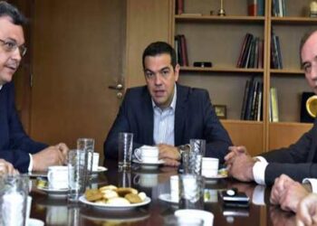 Συνάντηση Τσίπρα – Καρυπίδη στην «σκιά» της συμφωνίας για τη ΔΕΗ