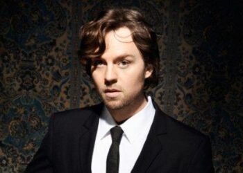 Η Μουσική Γωνιά του Μίλτου Ηλιάδη στο e-ptolemeos.gr – Darren Hayes – Insatiable