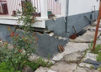 Ημερολόγιο του Σαββάτου: Η ταφόπλακα των Αναργύρων – Γράφει ο Αντώνης Κ. Πουγαρίδης