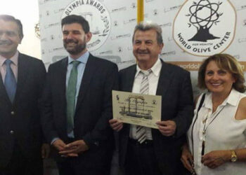 Γ. Κασαπίδης στη χρυσή βράβευση του ελαιόλαδου Ιμέρων στο διαγωνισμό «Olympia awards»