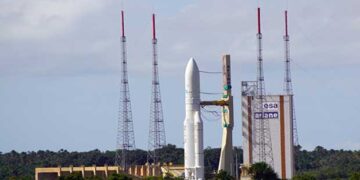 Εκτοξεύεται τα μεσάνυχτα ο μεγαλύτερος τηλεπικοινωνιακός δορυφόρος HELLAS SAT 3