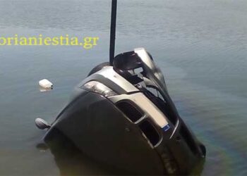 Αυτοκίνητο “βούτηξε” στην λίμνη της Καστοριάς – Γιγαντιαία επιχείρηση για την ανάσυρσή του