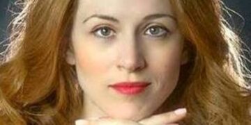 Η «τέχνη» της πολιτικής… Η «πολιτική» της τέχνης… – Λίγες σκέψεις με αφορμή το «Ταξίδι στο Σταυρό του Νότου» – Γράφει η Δήμητρα Καραγιάννη