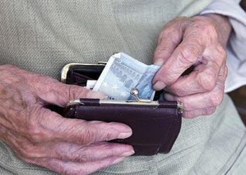 Πότε θα καταβληθούν οι συντάξεις του Σεπτεμβρίου
