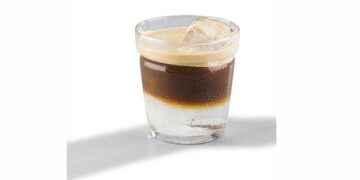 Espresso Tonic! – Ο specialty Espresso συναντά το ιδανικό tonic για το απόλυτο Coffee Cocktail του καλοκαιριού στα καφεκοπτεία της Coffee Island!