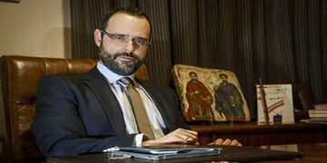 Θεσμικός κατήφορος ή οργανωμένο σχέδιο – Γράφει ο Κωνσταντίνος Μαραβέγιας