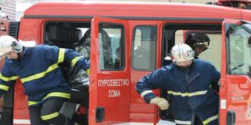 Φωτιά σε διώροφο λεωφορείο του ΚΤΕΛ στην Εγνατία έξω από τη Σιάτιστα!