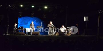 «Πρέσπες 2017»: Η συναυλία – αφιέρωμα στο Νίκο Γκάτσο – Μια ξεχωριστή βραδιά, στο μαγικό χώρο του Αγίου Αχιλλείου (Βίντεο-Φωτογραφίες)