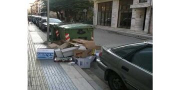 Απαράδεκτη η κατάσταση με τα σκουπίδια στην Πτολεμαΐδα – Aπό τα παραπολιτικά του Παλμού 23/08/2017