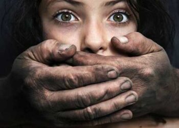 Γρεβενά: Καταγγελία 18χρονης για βιασμό από τρεις άντρες σε θερμοκήπιο – 48ωρη προθεσμία να απολογηθούν πήραν οι δράστες