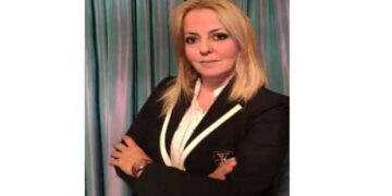 Ρουσφετολογία σε όλα τα επίπεδα, με στόχο τη διατήρηση της εξουσίας – Γράφει η Ειρήνη Χατζoπούλου