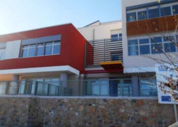 Μειωμένος ο αριθμός μαθητών στα Δημοτικά: Η νέα σχολική χρονιά ξεκινά με “βιοκλιματικό” δημοτικό στη ΖΕΠ – Και 7 ενοικιαζόμενα νηπιαγωγεία στην Πτολεμαΐδα