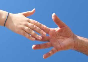 Έκκληση για βοήθεια σε βρέφος από τη Φλώρινα