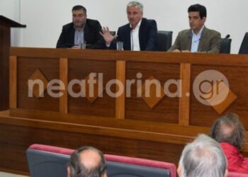 Επίσκεψη του υποψήφιου επικεφαλής της κεντροαριστεράς, Γιάννη Μανιάτη, στη Φλώρινα (video, pics)