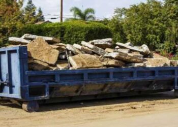 Πώς κατεδαφίζουμε νόμιμα και ανακυκλώνουμε τα υλικά «μπάζα»