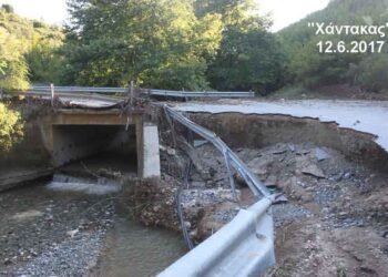 Δημοπρατήθηκε η αποκατάσταση του δρόμου Καισαρειάς – Αιανής – Ένα χρόνο μετά τις περσινές πλημμύρες