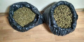 Καστοριά: Σύλληψη 2 ατόμων για διακίνηση 11,5 κιλών ακατέργαστης κάνναβης